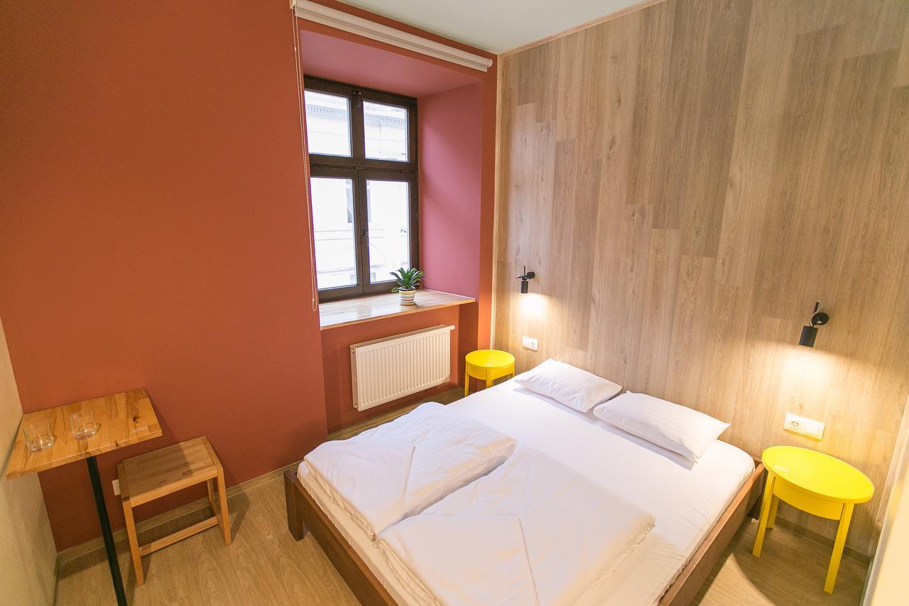Dream Hostel Lviv Extérieur photo